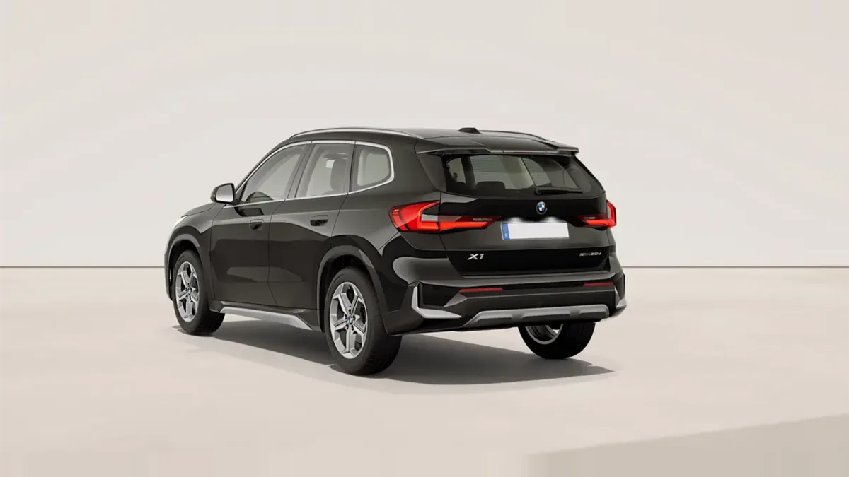 BMW X1 sDrive20d xLine 120kW nuevo en renting — Trasera