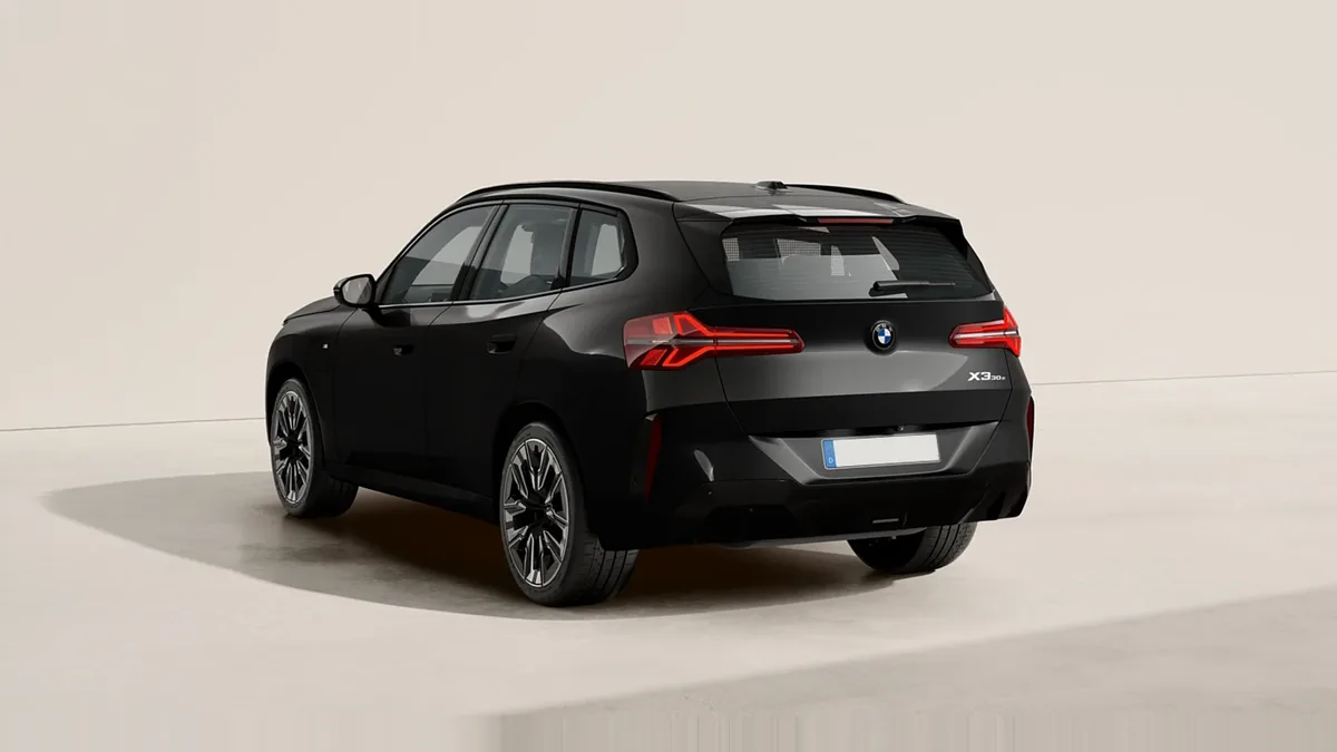 BMW X3 30e xDrive nuevo en renting — Trasera