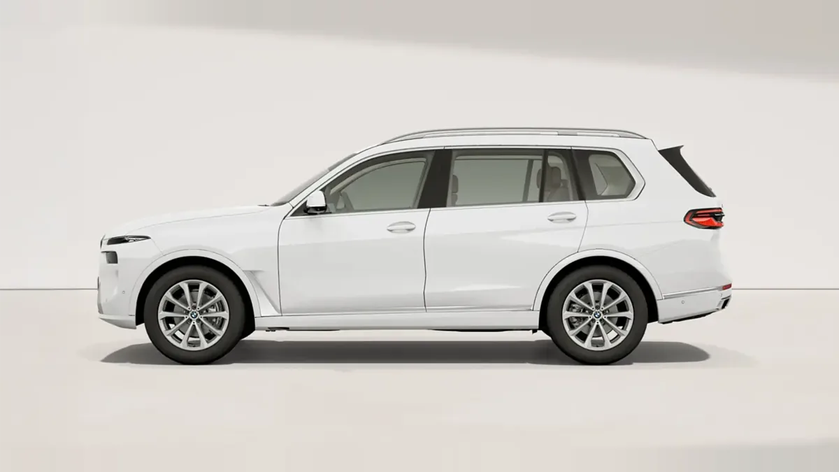 BMW X7 xDrive40i nuevo en renting — Lateral