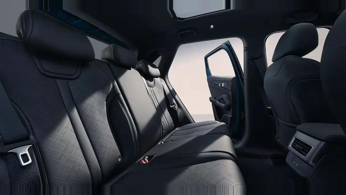 BYD ATTO 2 DM-i Boost nuevo en renting — vista 7