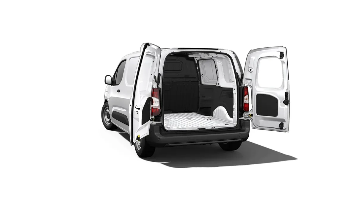Citroën Berlingo Talla M BlueHDI 100cv van nuevo en renting — Trasera