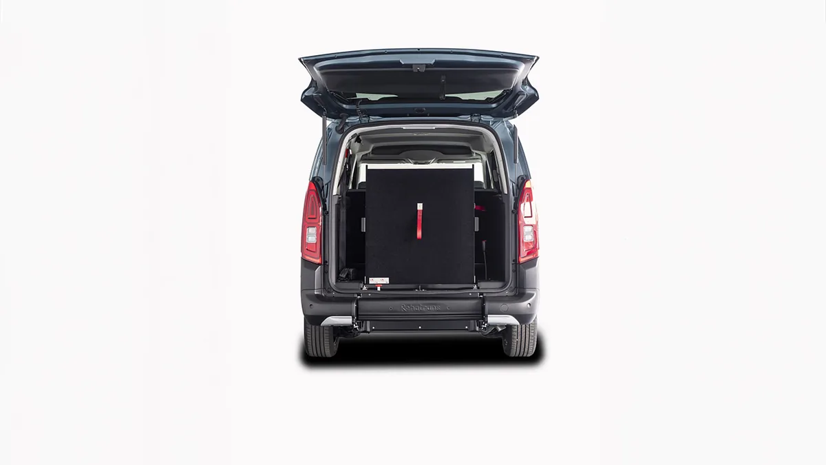 Citroën Berlingo Talla XL BlueHDi 100 YOU L2 N1 Adaptado nuevo en renting — vista 6