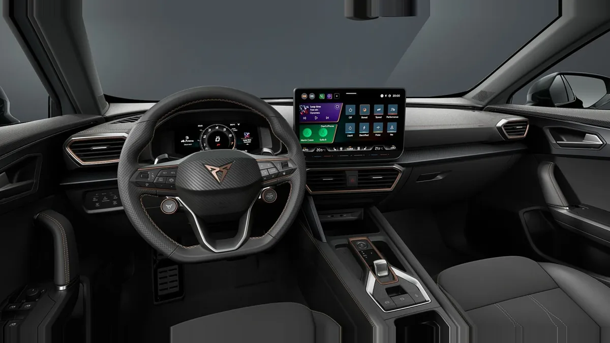 CUPRA Formentor eTSI 1.5 110kW (150CV) DSG 7vel. nuevo en renting — Delantera
