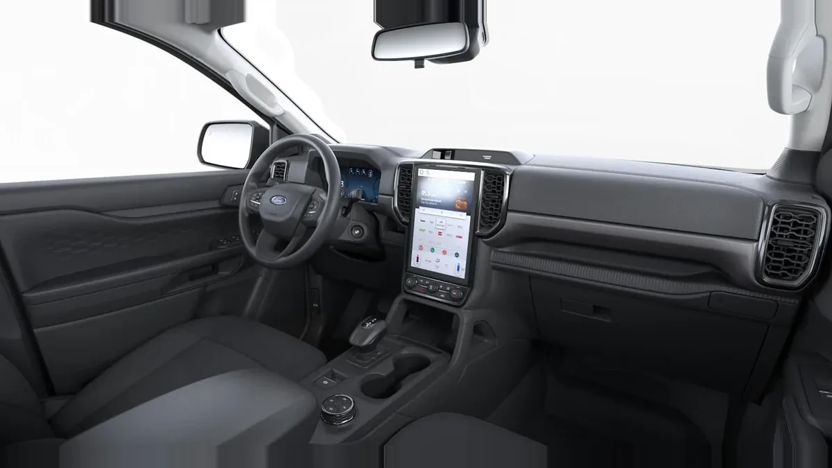 Ford Ranger XLT Doble Cabina 3.0 EcoBlue 240CV nuevo en renting — Interior