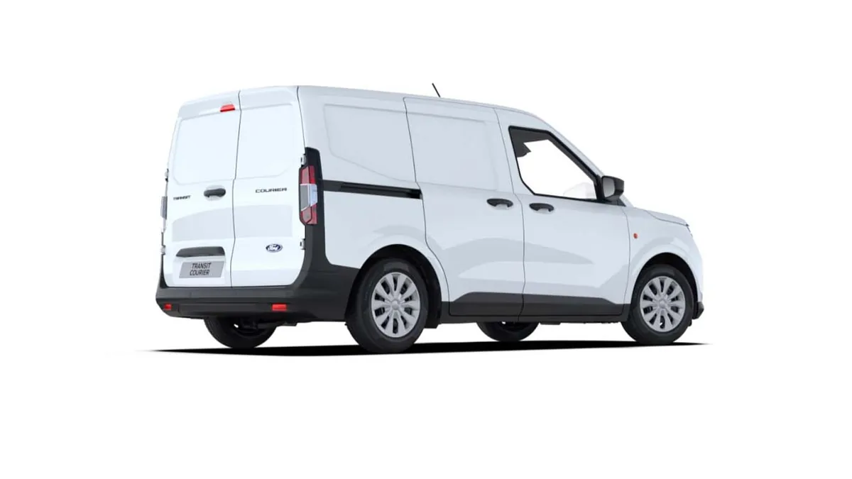 Ford Transit Courier Van 1.5 Ecoblue Trend II de ocasión en renting — Trasera