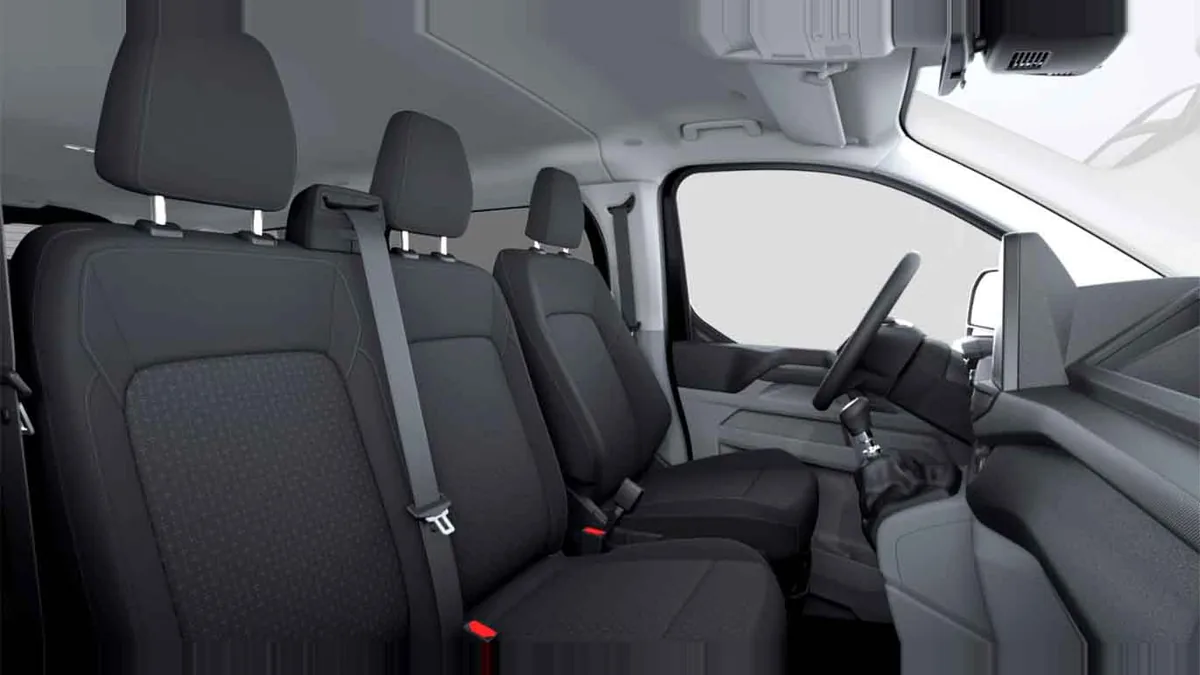 Ford Transit Custom Kombi 2.0 EcoBlue 150Cv 320 L1 Trend M1 II nuevo en renting — Delantera