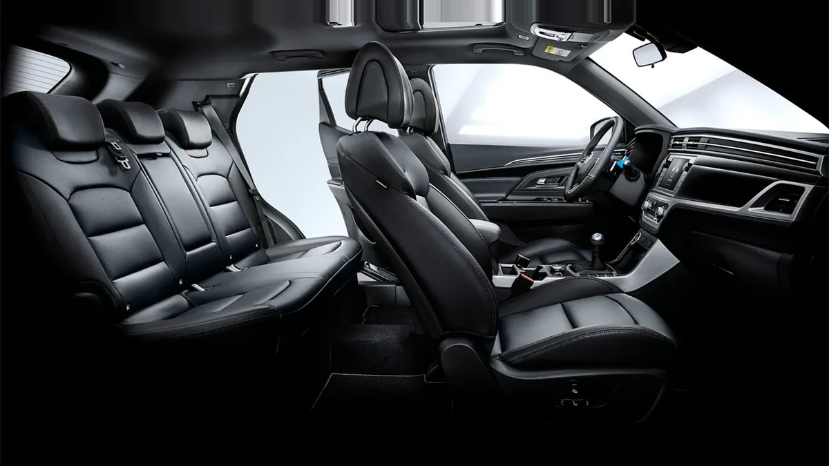 KGM Korando G15 Urban Plus 4x2 nuevo en renting — Interior