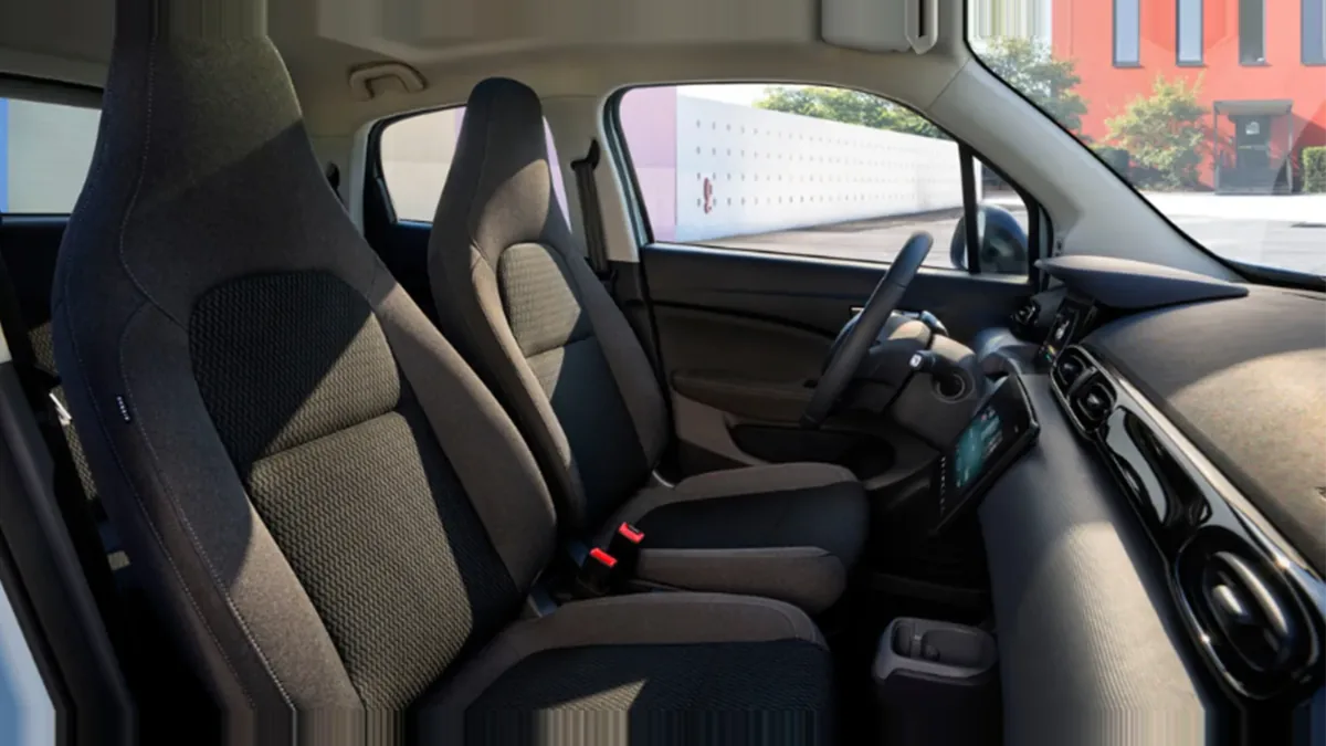 Leapmotor T03 BEV 37.3kWh Design AT nuevo en renting — Interior