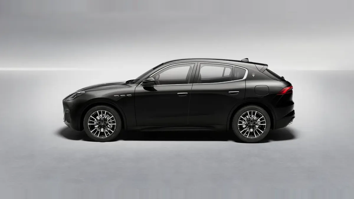 Maserati Grecale L4 MHEV 300CV AWD nuevo en renting — Delantera