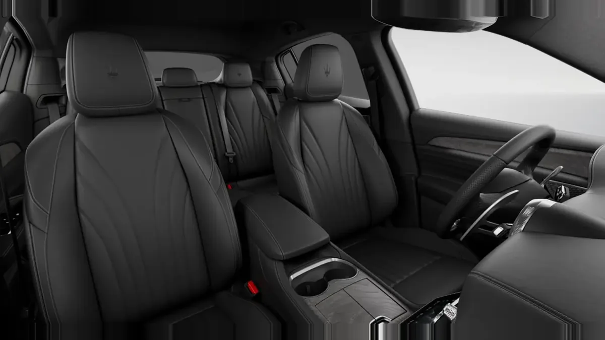 Maserati Grecale L4 MHEV 300CV AWD nuevo en renting — vista 9