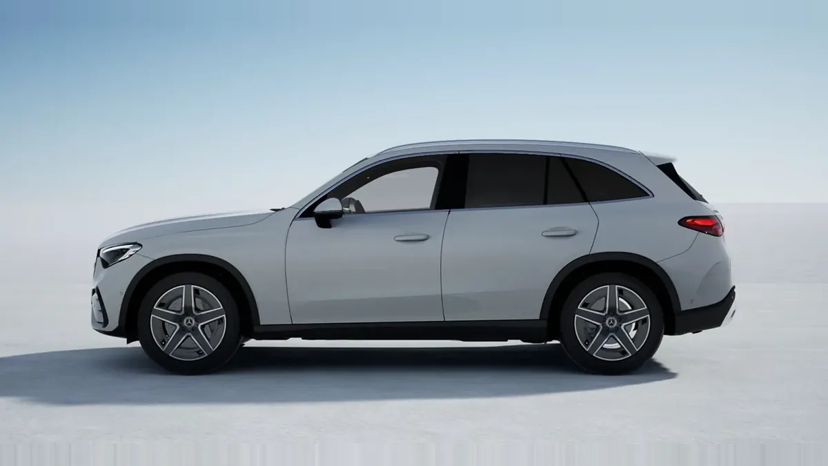 Mercedes-Benz GLC 220D 4MATIC nuevo en renting — Lateral