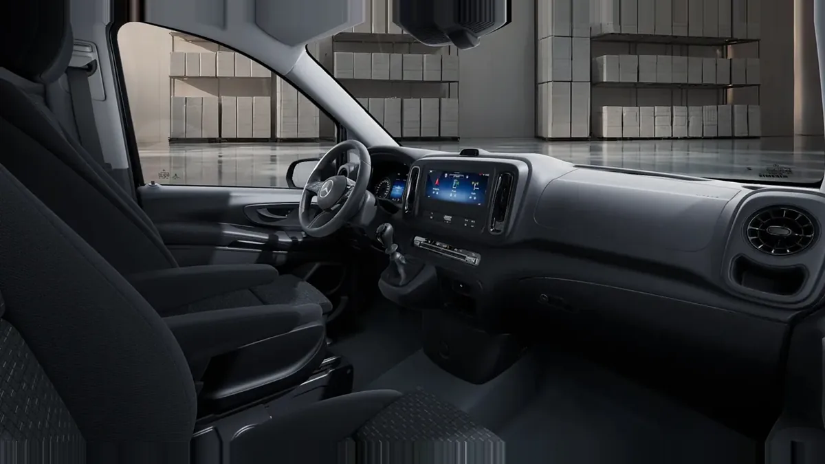 Mercedes-Benz Vito 110CDI 75kW Furgón Pro Larga nuevo en renting — Interior