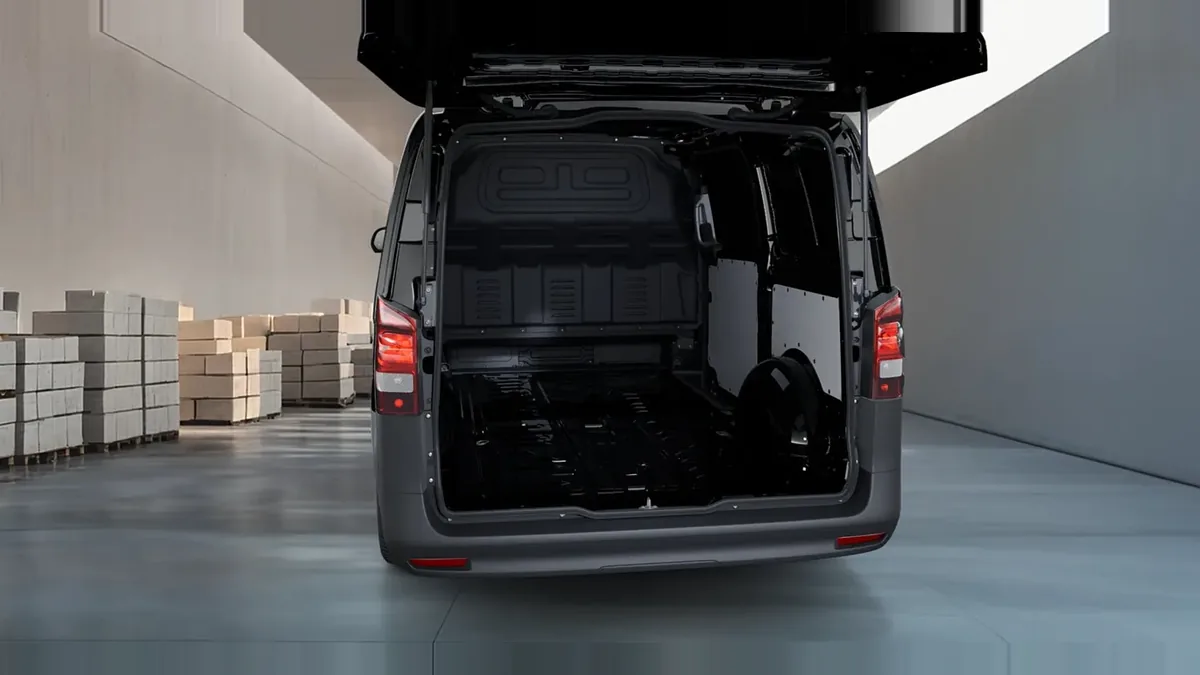 Mercedes-Benz Vito 110CDI 75kW Furgón Pro Larga nuevo en renting — vista 6
