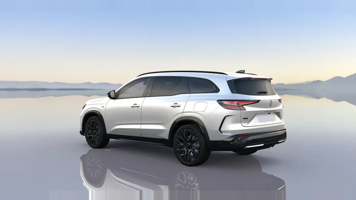 Renault Espace Espirit Alpine Full Hybrid E-Tech 146kW 7p nuevo en renting — Interior