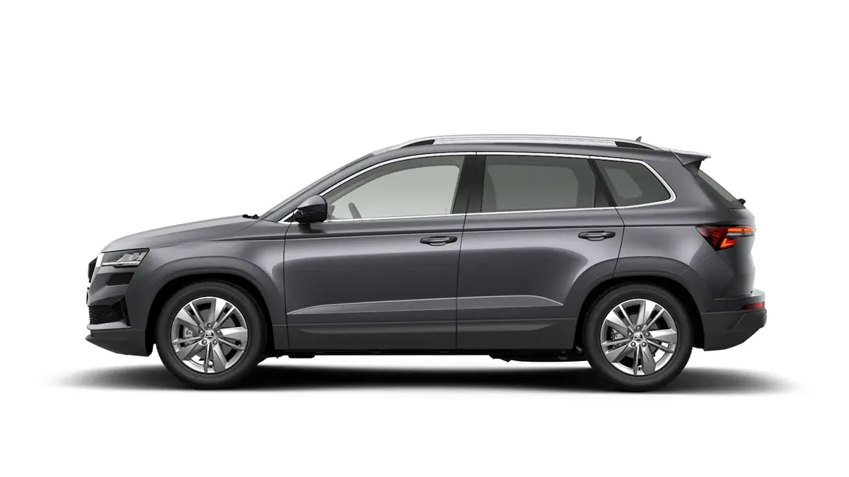 Škoda Karoq Selection 2.0 TDI 150cv 4x4 DSG nuevo en renting — Trasera