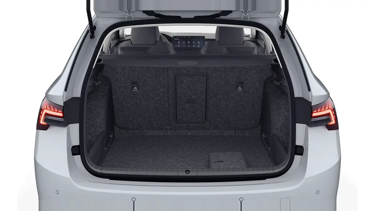 Škoda Octavia Combi 2.0 TDI DSG Selection nuevo en renting — vista 9