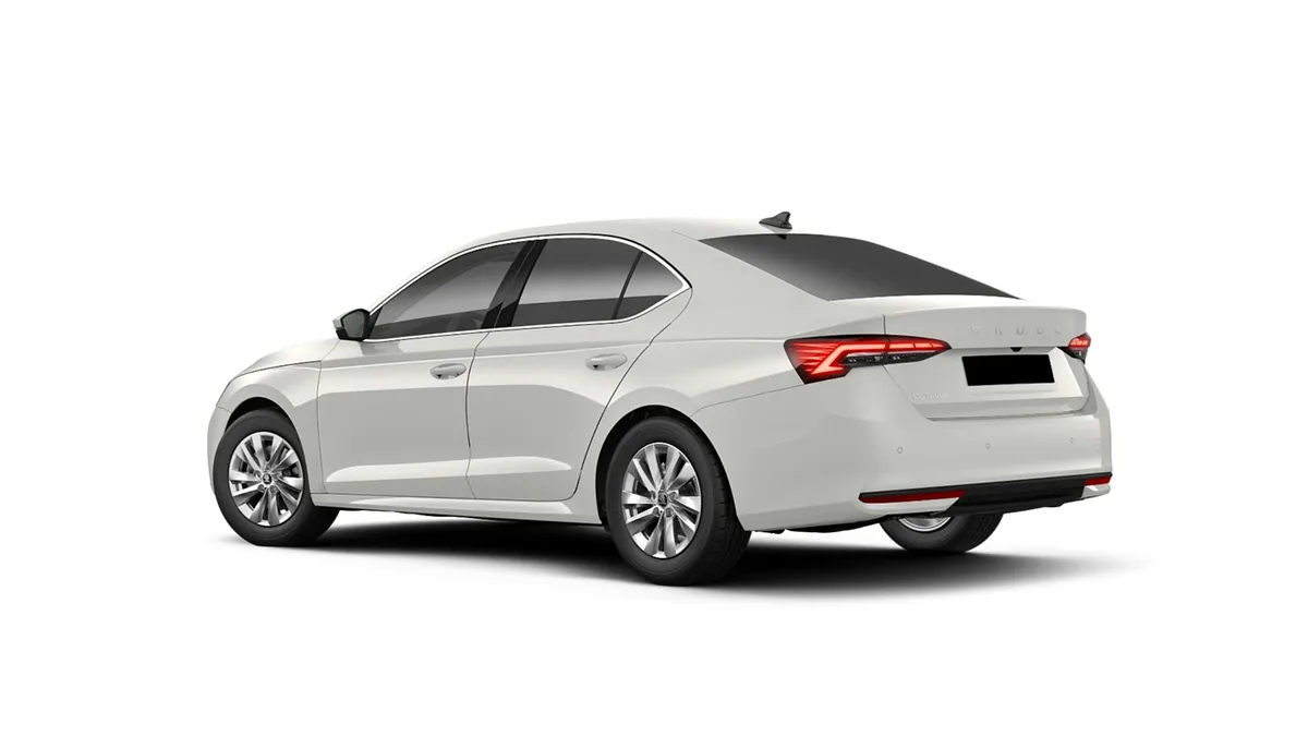 Škoda Octavia Limo Selection 2.0 TDI 150CV DSG 7vel nuevo en renting — Trasera