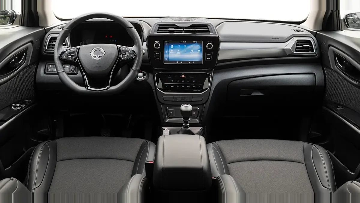 KGM Tívoli G15 Urban Plus 4x2 nuevo en renting — vista 10