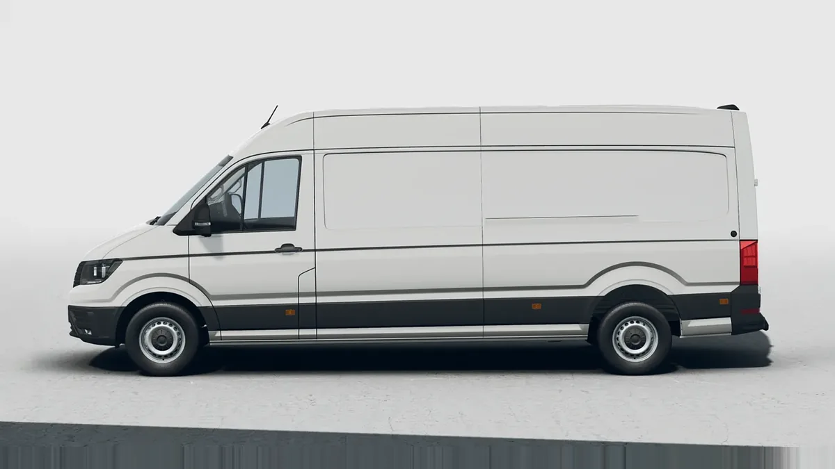 Volkswagen Crafter 35 Furgón BL TA L4H3 2.0 TDI 103kW (140CV) - ISOTERMO nuevo en renting — Trasera