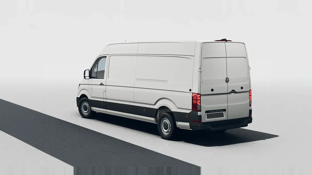 Volkswagen Crafter 35 Furgón BL TA L4H3 2.0 TDI 103kW (140CV) - ISOTERMO nuevo en renting — Delantera