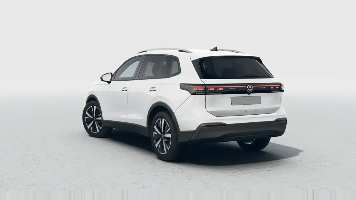 Volkswagen Tiguan "Más" 2.0 TDI DSG nuevo en renting — Interior